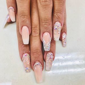 Meet your Posher, Mt nails spa